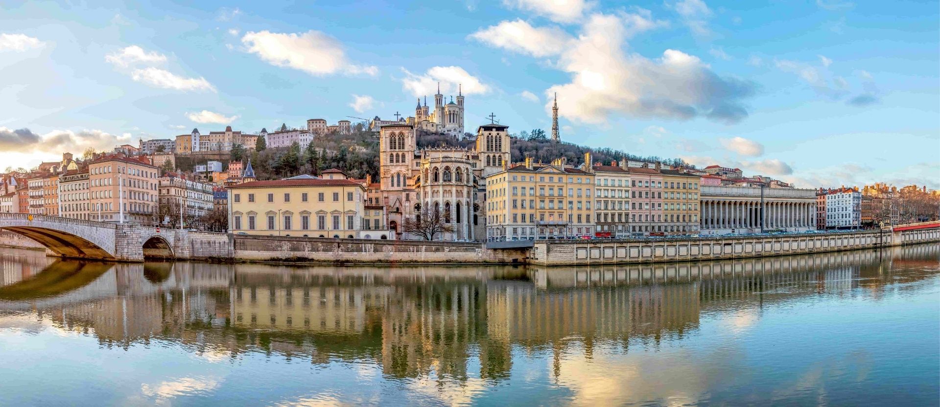 Campsites in Rhône-Alpes near Lyon | Book a camping holiday | Campsited