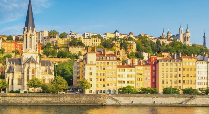Vue de l'église Saint-Georges à Lyon - France