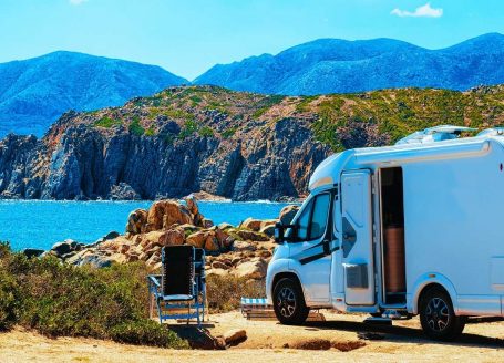 Motorhome on Italy coast - Campsited campervan rental