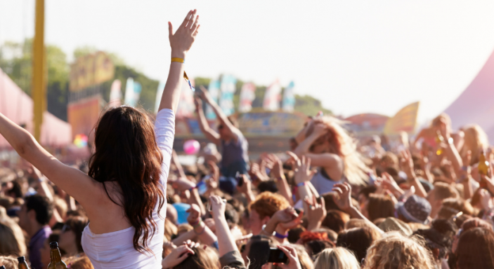 Le camping, l'option parfaite les festivals de cet été 2022