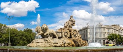 Cibeles fountain in Madrid, campsites in Madrid