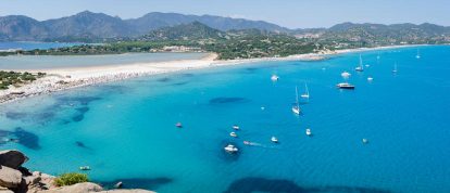 Strand Porto Giunco, Villasimius, Sardinië, Italië - Campings in Sardinië