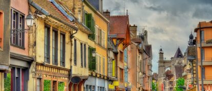 Case tradizionali colorate a Troyes, Francia - Campeggi a Troyes