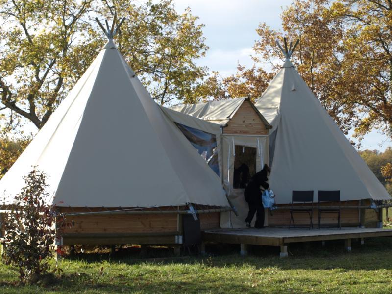 Bell tent lodge in South West France