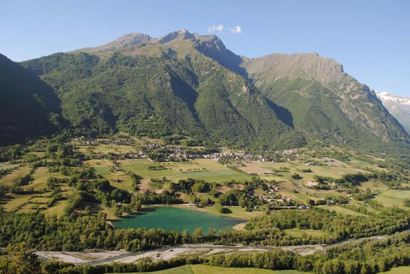 Au Valbonheur campsite in Ecrins National Park 