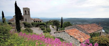 Vue du Mont Sampzon en Ardèche - Campings à Sampzon