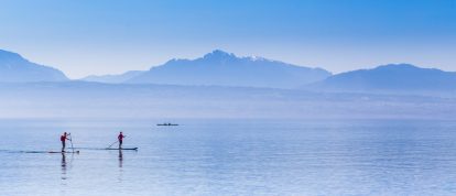Stand up paddle on Lake Geneva - Campsites in Lake Geneva