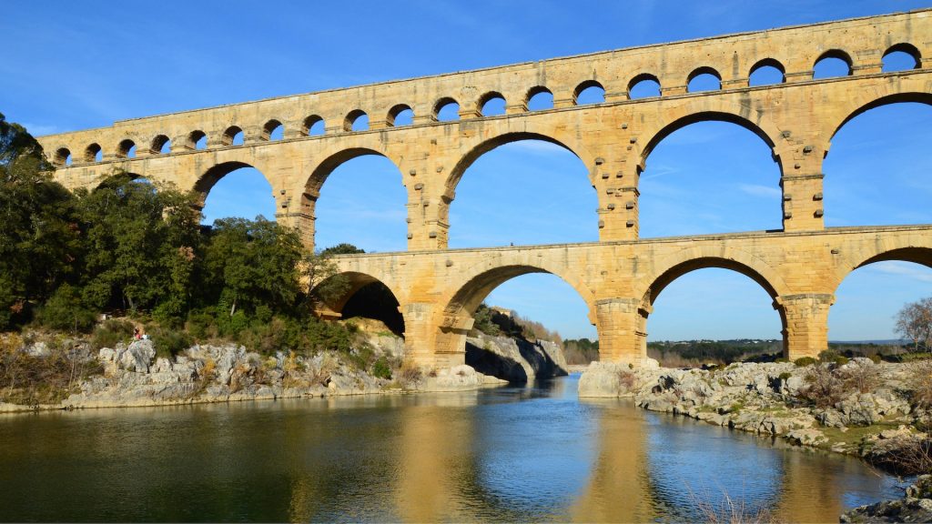 Randonnées en France : le pont du Gard